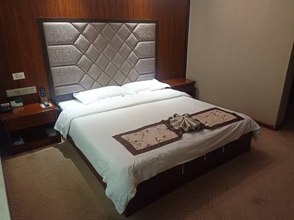 โรงแรม ฮุ้ยเสียง สิบสองปันนา huixiang hotel